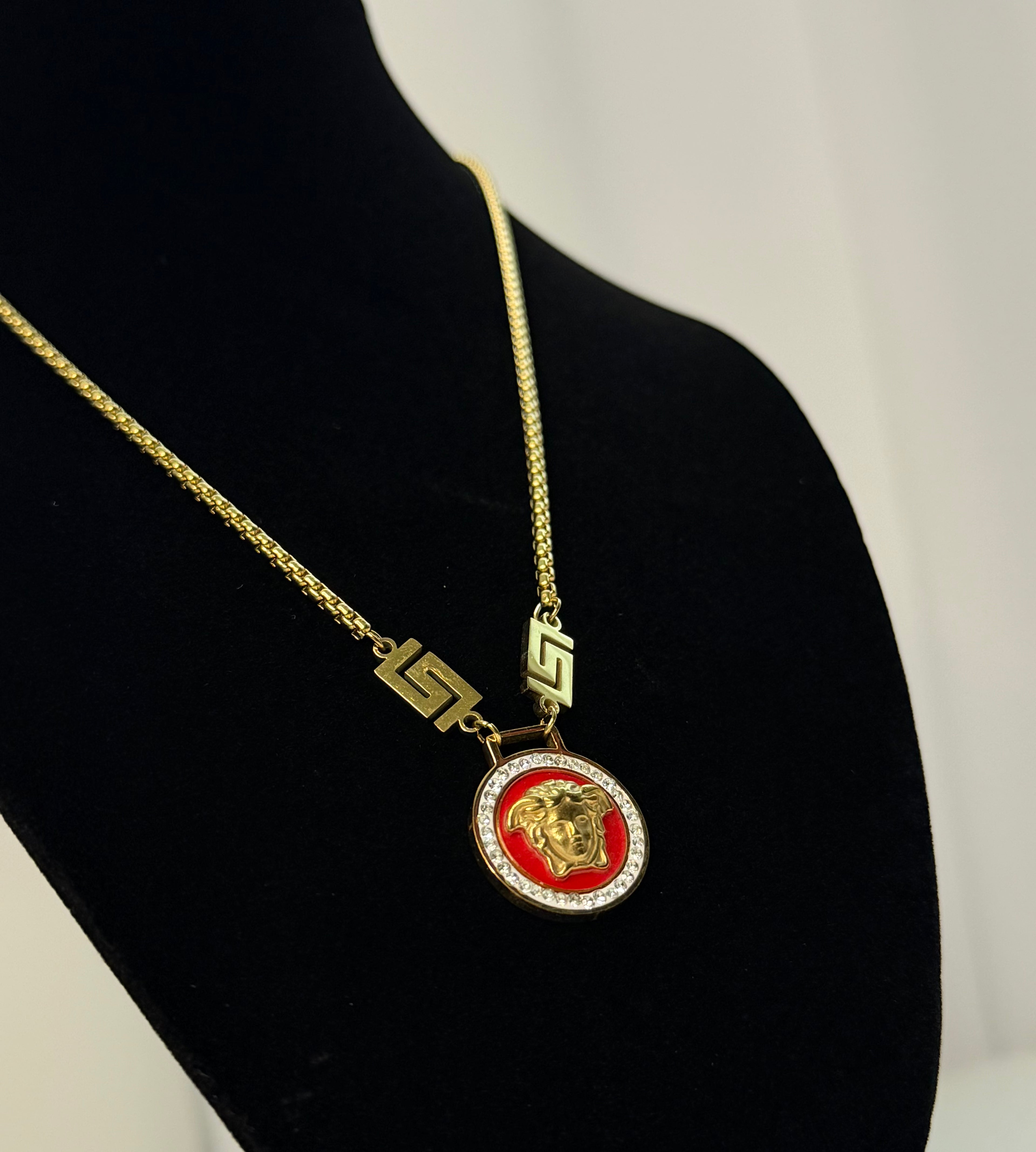 V Necklace