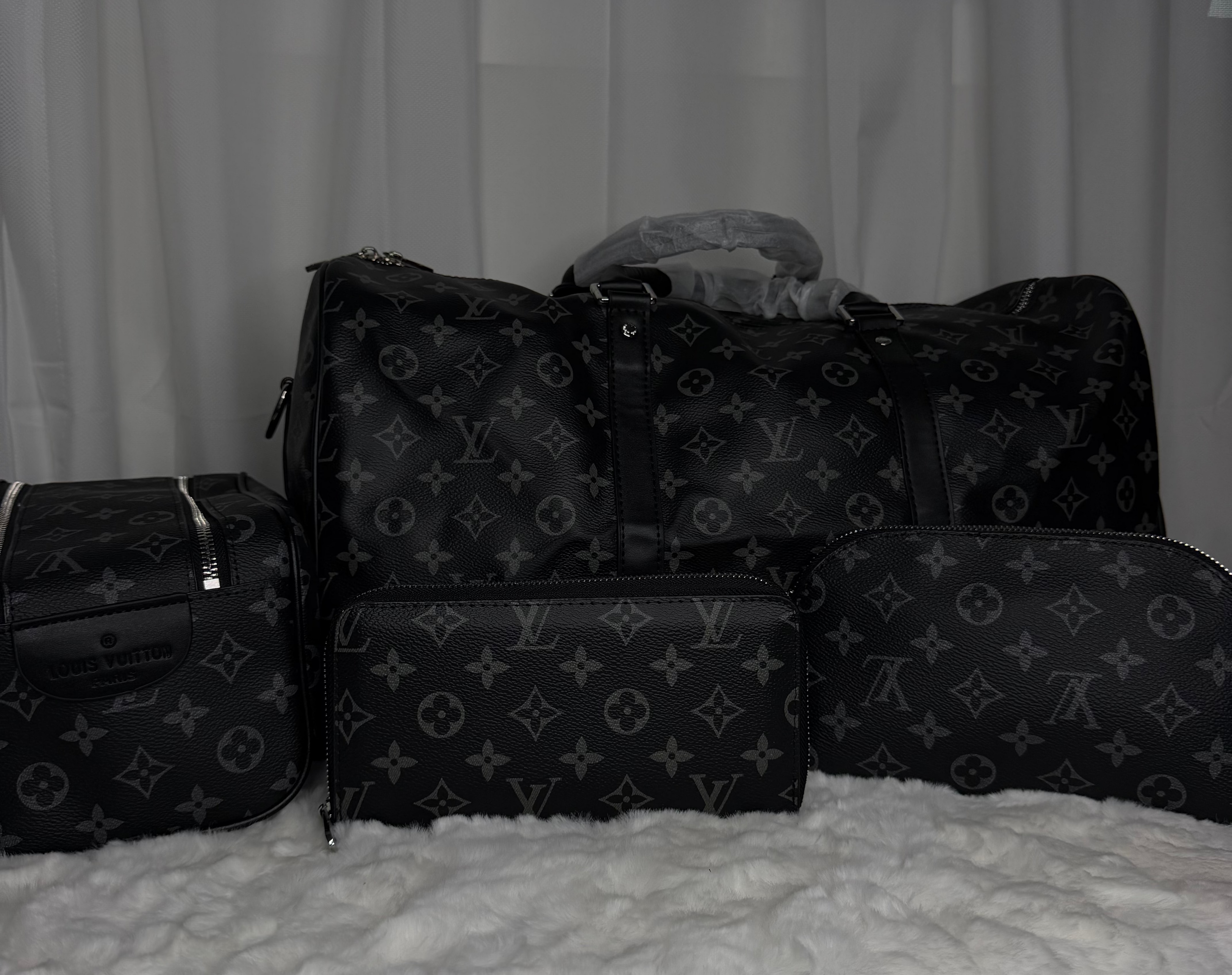 Duffle bag set